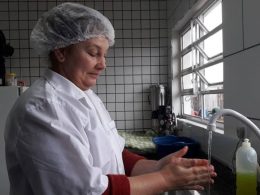 Formação e capacitação de profissionais