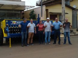 A Administração faz a aquisição de uma plantadeira para cultivo de inverno
