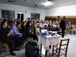Fortalecendo a parceria entre família e escola
