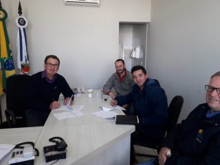 Mãos a obra!