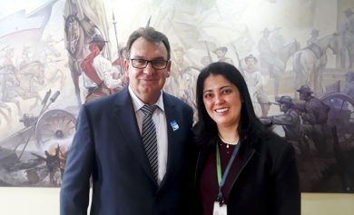Prefeito Boehm em reunião no gabinete do deputado Márcio Biolchi