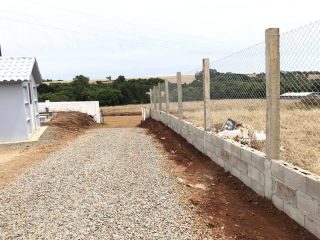 Prefeitura conclui cercamento do Cemitério Municipal