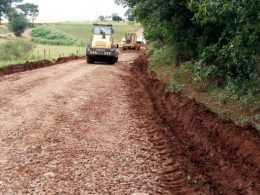 Secretaria de Obras e Viação atende pontos críticos entre Capão do Valo, Três Lagoas e Capão Alto
