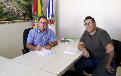 Prefeito assinou a homologação na terça-feira (10)