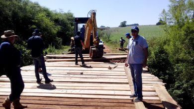 Ponte liga as localidades de Encruzilhada Müller e Pulador
