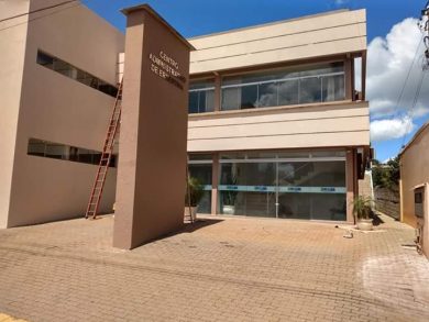 Prédio da Prefeitura recebe nova pintura