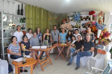 Reunião aconteceu na Floricultura da Vone