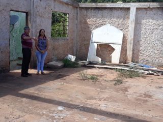 Reconstrução do ginásio da Escola Sachser pauta visita do prefeito em exercício Arno da Silva