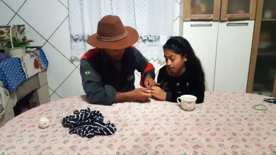 Estudantes da Escola Osvaldo Cruz desenvolvem atividades à distância