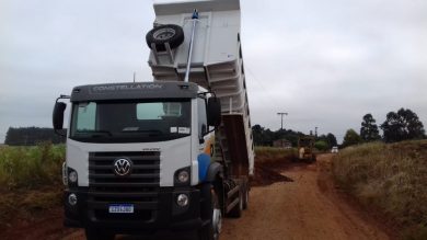 Pontos críticos da estrada são recuperados pela equipe