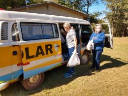 Prefeitura entrega 180 cestas básicas e kits de higiene a famílias em situação de vulnerabilidade