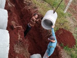 Prefeitura inicia instalação da drenagem nas ruas que serão pavimentadas