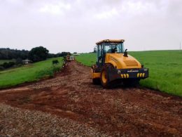 Recuperação de estradas segue no Pessegueiro