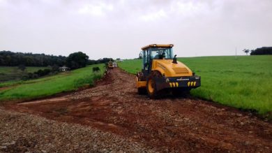 Recuperação de estradas segue no Pessegueiro