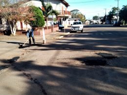 Trecho da Avenida Fernando Duderstadt recebe melhorias