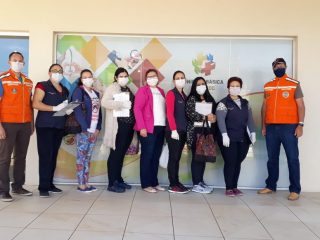 Agentes fiscalizam imóveis na luta contra a dengue em Ernestina