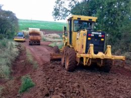 Estrada geral de Três Lagoas sentido Faxinal recebe melhorias