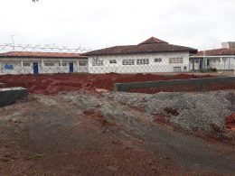Obra da quadra de esportes da Escola Educarte