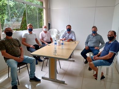 Melhoria na rede de água na orla da Barragem pauta reuniões