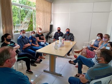Poder Executivo reúne secretariado municipal