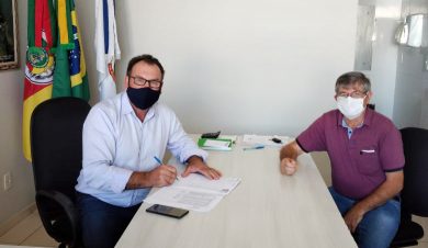 Prefeitura de Ernestina paga segunda parcela do 13º salário