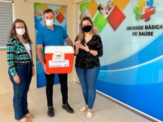 Primeiras doses da vacina contra a COVID-19 são aplicadas em Ernestina