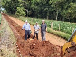 A Prefeitura Municipal investe na melhoria da rede d’água do interior do município
