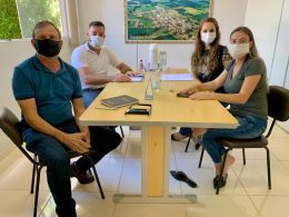 Secretaria da Saúde de Espumoso estuda parceria com o município de Ernestina