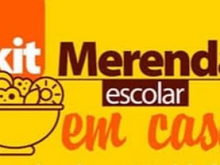 Secretaria Municipal de Educação entrega kits de alimentação as famílias de alunos