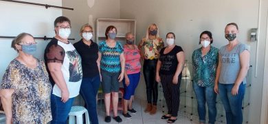 Secretária da Educação, Sueli Penz realiza reunião com a Diretoria da Casa do Artesão de Ernestina