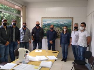 Reunião discute a estiagem que afeta área urbana e rural de Ernestina