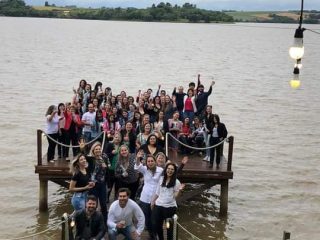 Secretaria Municipal de Educação realiza homenagem ao Dia do Professor