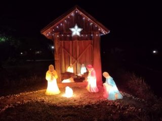 Neste Natal enfeite sua casa, empresa ou comércio e concorra a uma cesta natalina
