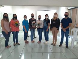 Diretoras da Rede Municipal de Ensino recebem homenagem