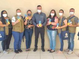 Prefeitura entrega protetores solares aos Agentes Saúde
