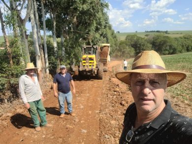 Executivo Municipal vistoria obras pelo município de Ernestina