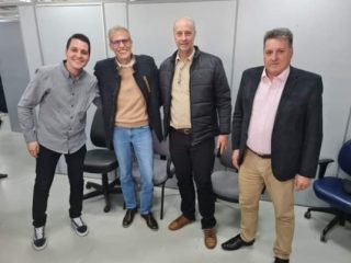 Vice-prefeito Paulo Penz participa de reunião em Porto Alegre