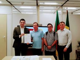 Prefeito Renato Becker assina convênio com o Estado para construção de Pórtico