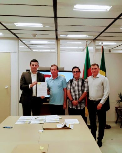 Prefeito Renato Becker assina convênio com o Estado para construção de Pórtico