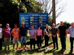 Prefeitura de Ernestina instala Placas de Sinalização Turística na ERS-153