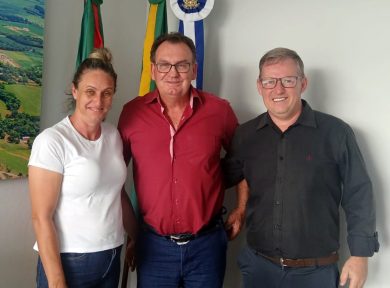 Prefeito Nico e presidente da Câmara, Silvane Vargas, reforçam parceria entre Executivo e Legislativo