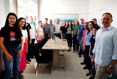 Prefeito Nico e vice Leonir iniciam gestão municipal com apresentação da equipe em Ernestina