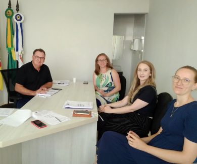 Prefeito Nico recebe representantes da Capeser e reforça apoio aos servidores
