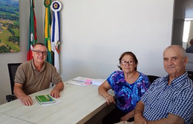 Em reunião com o Major Ribeiro, prefeito em exercício Leonir debate parceria para incentivo ao esporte