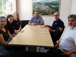 Prefeitura de Ernestina reforça diálogo com universitários para apoio ao transporte acadêmico