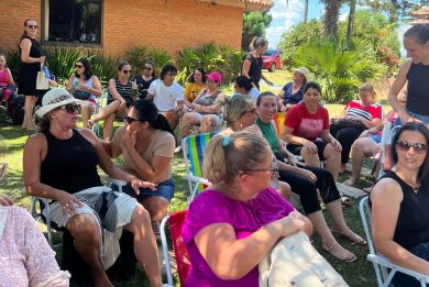 Profissionais da educação participam de atividades de formação e integração