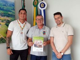 Reunião debate possibilidade de realização de cursos de qualificação