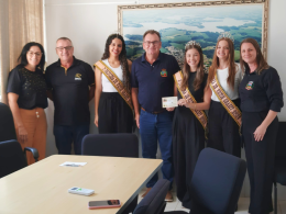 Administração municipal de Ernestina recebeu comitiva de Victor Graeff 