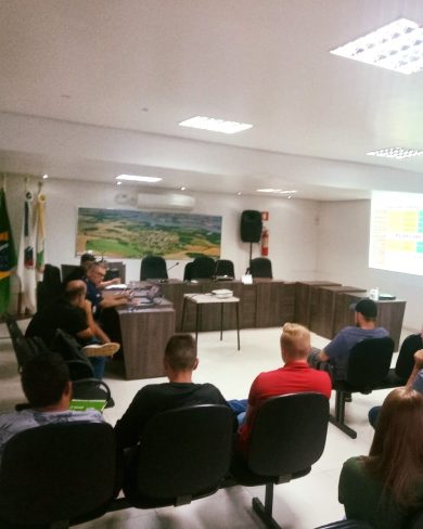 Encontro em Ernestina apresenta oportunidades do Programa Nacional de Crédito Fundiário