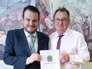Prefeito Nico protocola pedido de recurso no gabinete do deputado Márcio Biolchi